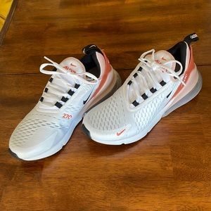 Nike AirMax 270
